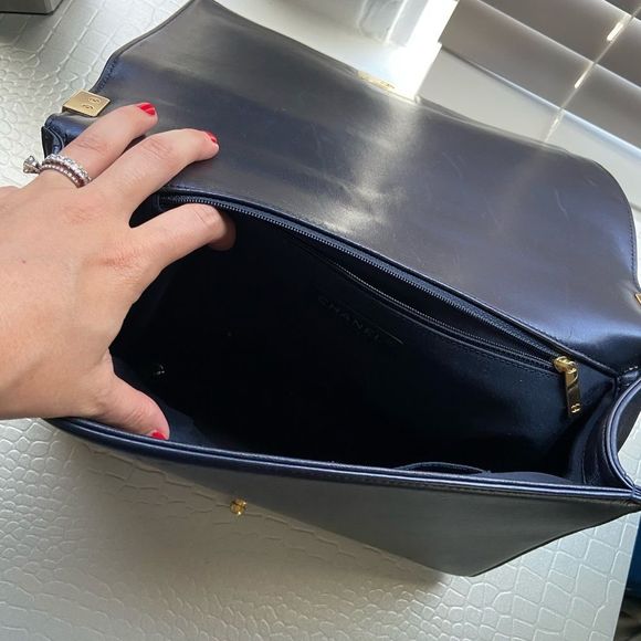 RARE 🦄 🔥 Limited Edition Chanel cube boy bag JUMBO - Picture 3 of 14